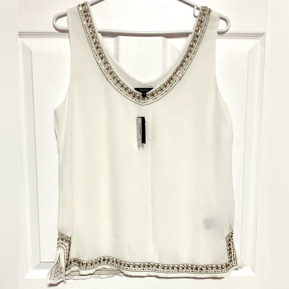 *💙2/25$*White Sleeveless Blouse with Gold Beading - Picture 1 of 5